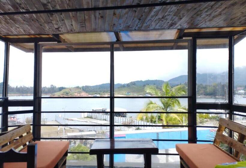 پانسیون Balcón Del Lago   Artesanos Y Turistas