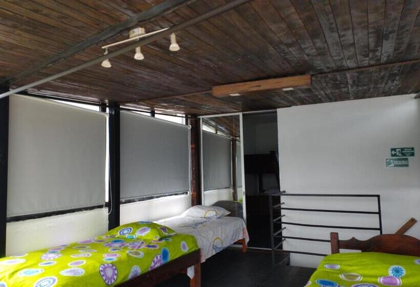 پانسیون Balcón Del Lago   Artesanos Y Turistas