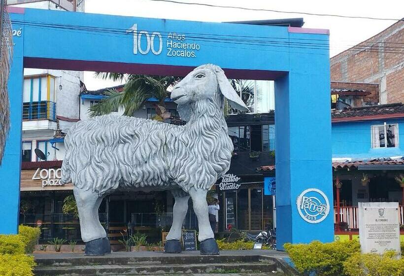 پانسیون Balcón Del Lago   Artesanos Y Turistas