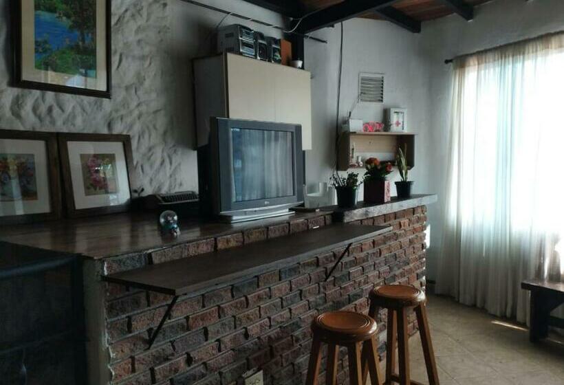 پانسیون Balcón Del Lago   Artesanos Y Turistas