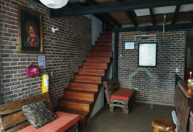 پانسیون Balcón Del Lago   Artesanos Y Turistas