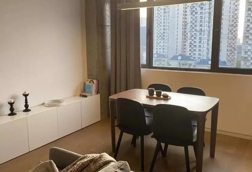 Base Pusan Serviced Apartment  Shanghai New International Expo Centre