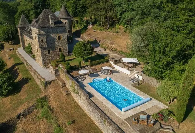 ベッドアンドブレックファースト Château De Chauvac   Chambres Et Table D Hôtes Avec Vue Sur La Rivière