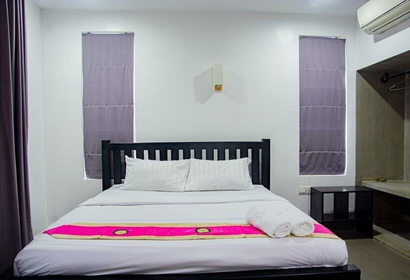 בית מלון כפרי Angkor Vattanakpheap Villa