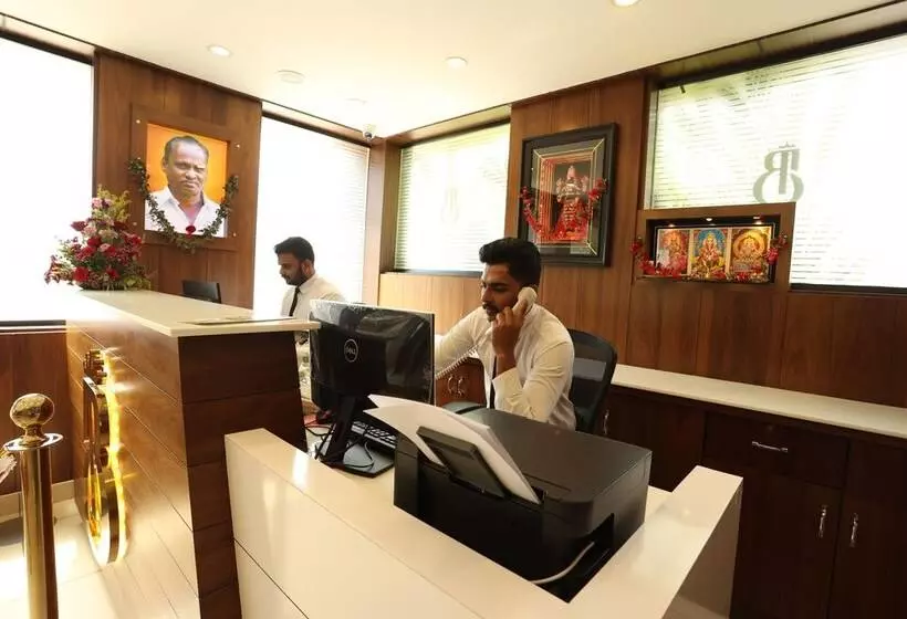 Hotelli Balaji Regency Kanhangad