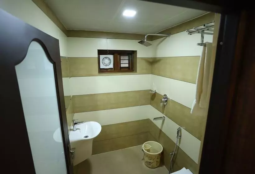 Hotelli Balaji Regency Kanhangad