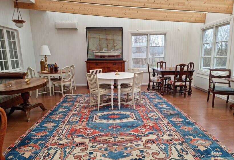 Aamiaismajoitus (B&B) Kobbar & Skär Vandrarhem