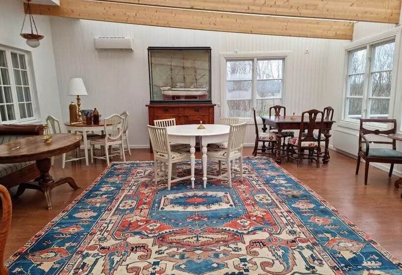 Aamiaismajoitus (B&B) Kobbar & Skär Vandrarhem