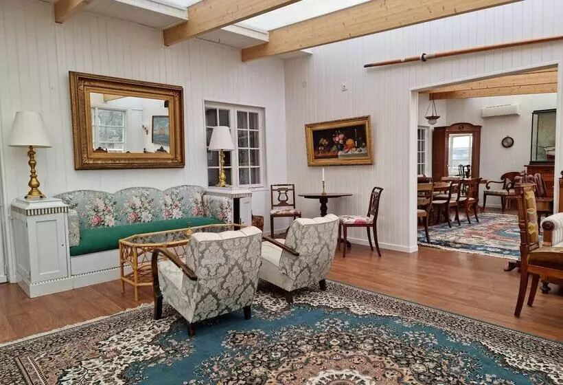 Aamiaismajoitus (B&B) Kobbar & Skär Vandrarhem