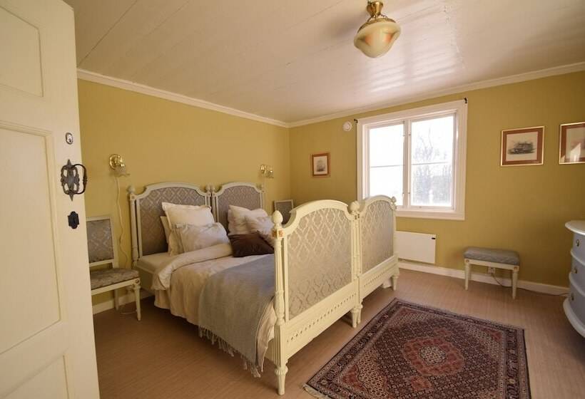 Aamiaismajoitus (B&B) Kobbar & Skär Vandrarhem