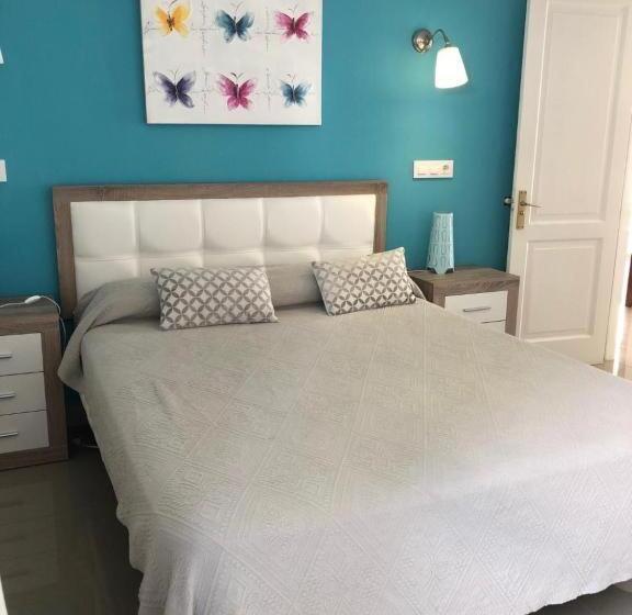 Billy S Marina Apartments With Pool Access, Puerto De Mogan