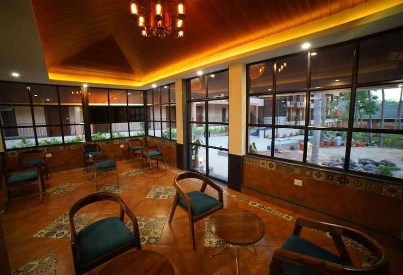 Hotel Aananda Wellness And Resorts