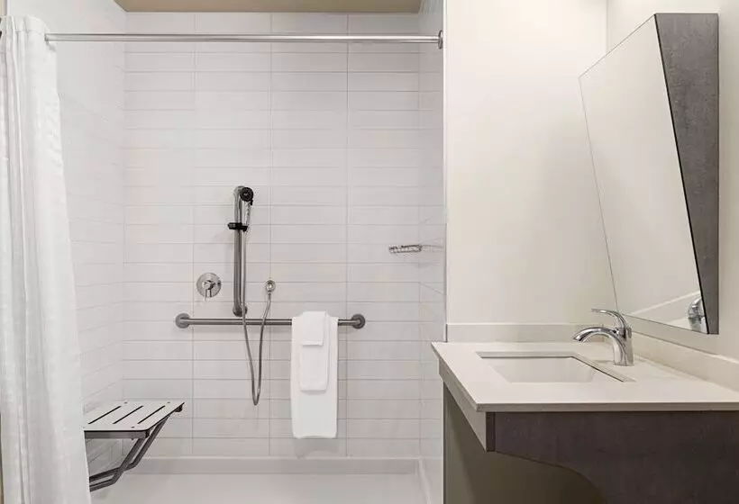 Microtel Inn & Suites By Wyndham Boisbriand