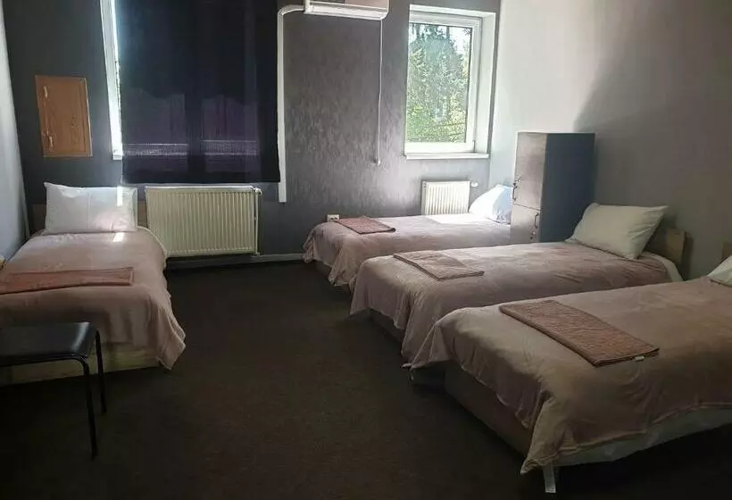 هاستل мандри хостел