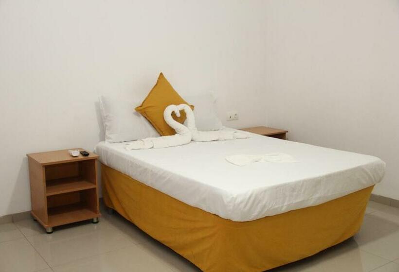 هاستل Pousada Gold