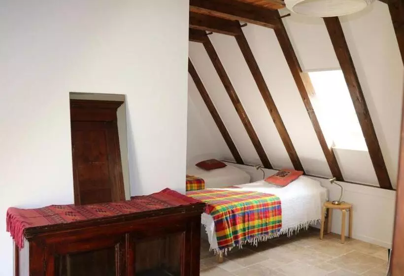 Aamiaismajoitus (B&B) Oltarcie   Maison D Hôte Avec Piscine