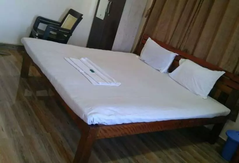 Aamiaismajoitus (B&B) Vinee S Kitchen And Motel