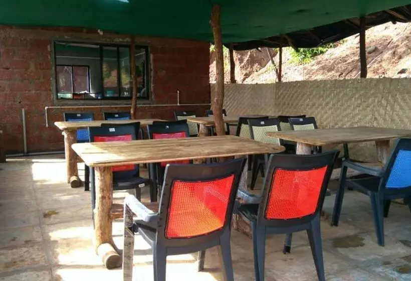 Aamiaismajoitus (B&B) Vinee S Kitchen And Motel