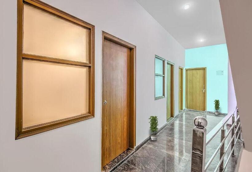 Flagship Dimond Hotel 2