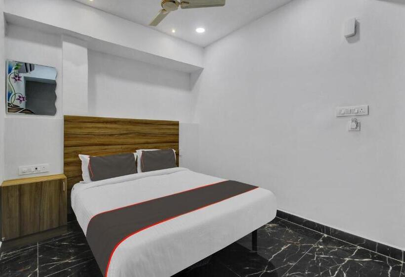 Hotel Collection O Living Tree