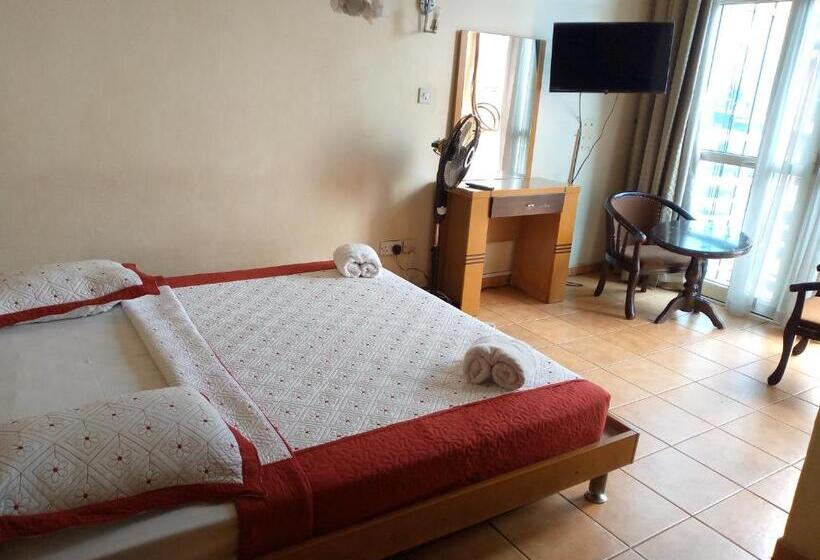 Szálloda Double Five