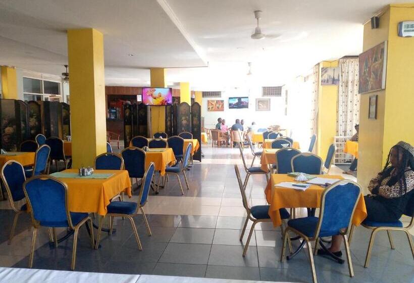 Szálloda Double Five