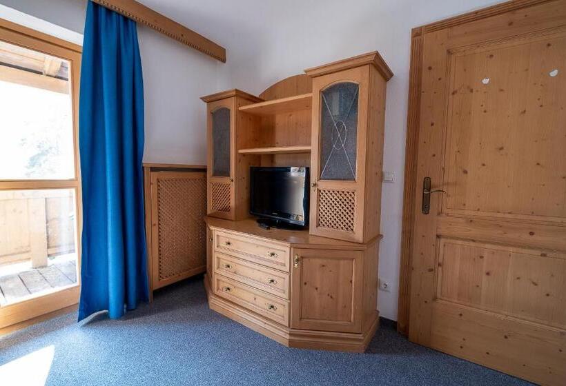 בית מלון כפרי Sl