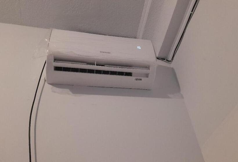 בית מלון כפרי Spot On 92236 Kediri Family Homestay