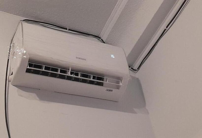 בית מלון כפרי Spot On 92236 Kediri Family Homestay