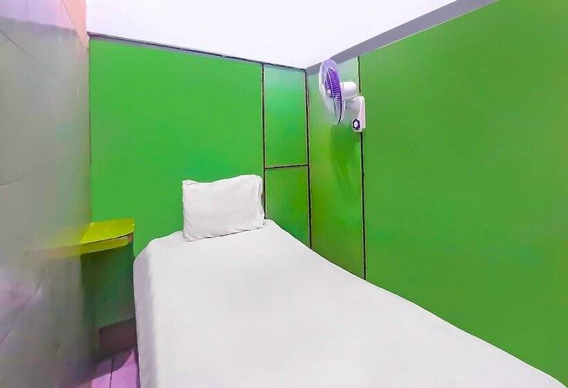 בית מלון כפרי Spot On 92236 Kediri Family Homestay