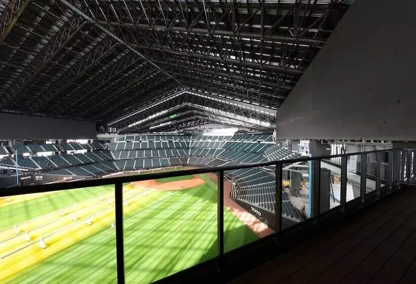 Hotelli Tower Eleven