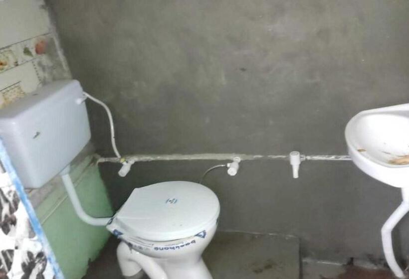 Pop Spotlight Inn Hotel And Restaurant