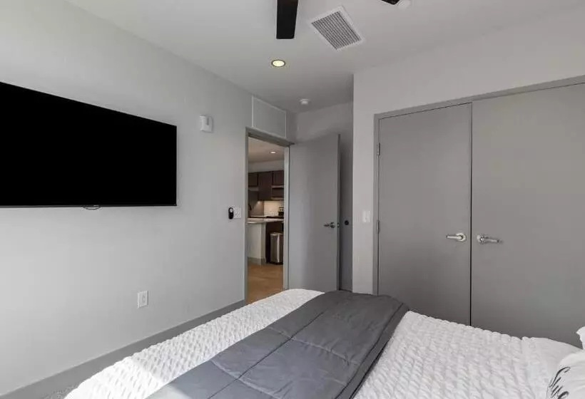 175 Lex   Walkable Downtown Lexington & Rupp Arena   Full Condos