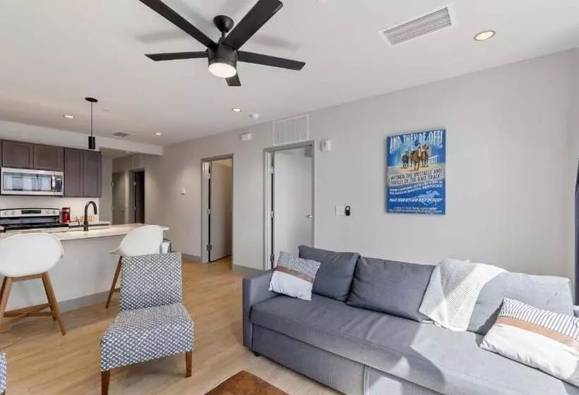 175 Lex   Walkable Downtown Lexington & Rupp Arena   Full Condos