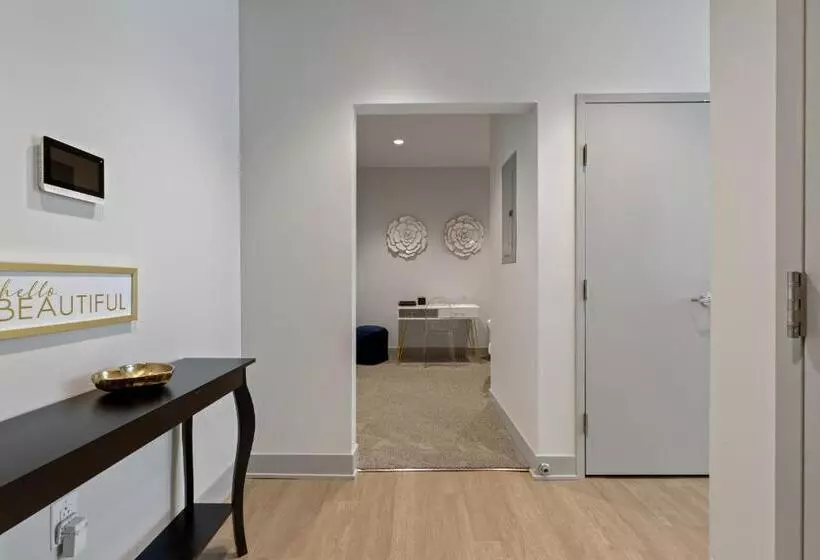 175 Lex   Walkable Downtown Lexington & Rupp Arena   Full Condos
