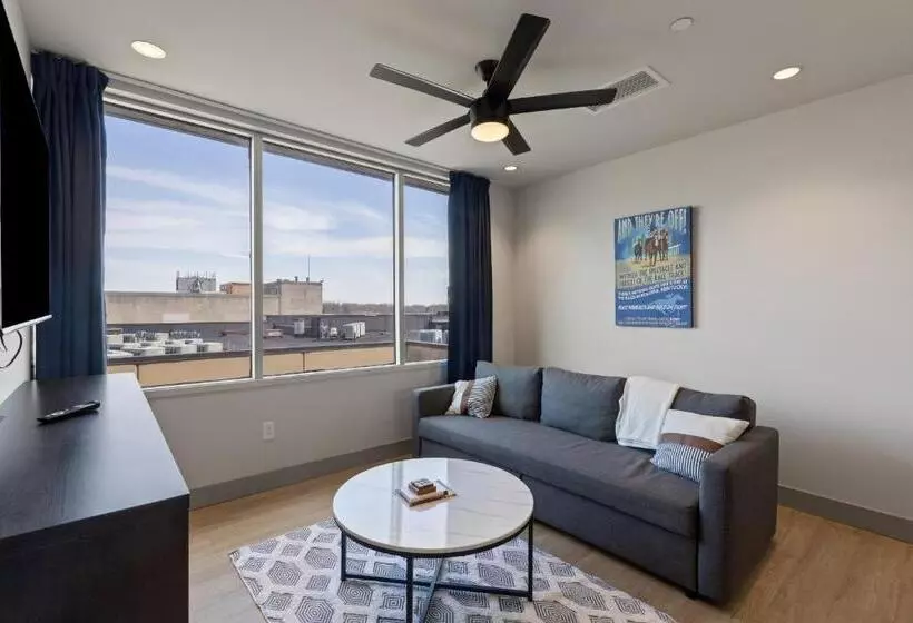 175 Lex   Walkable Downtown Lexington & Rupp Arena   Full Condos