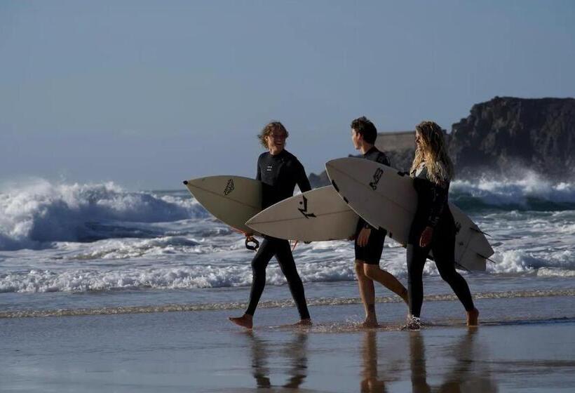 هاستل Alaia Tiny House Between Volcanoes And Beach Breaks