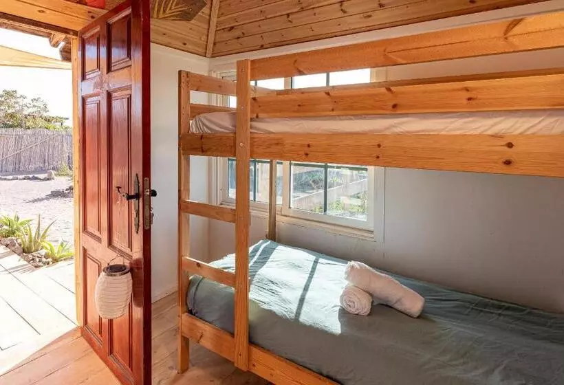 هاستل Alaia Tiny House Between Volcanoes And Beach Breaks