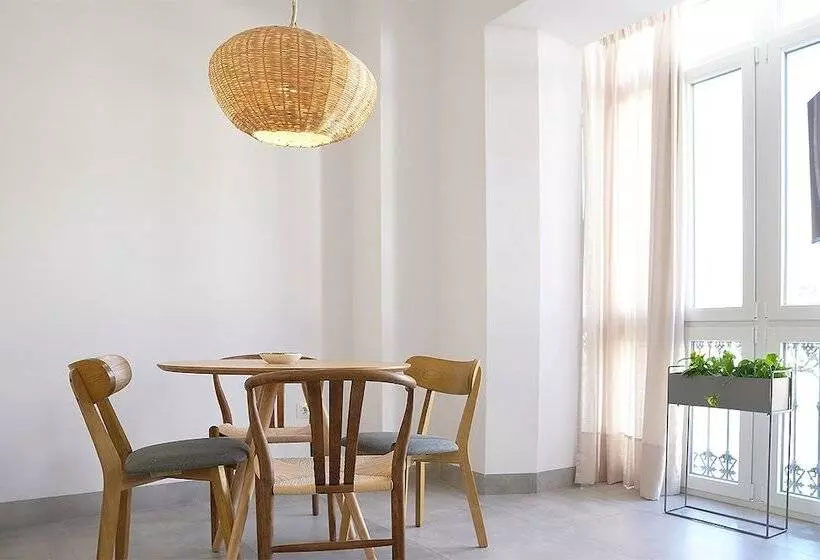 Casa De La Vega Suites