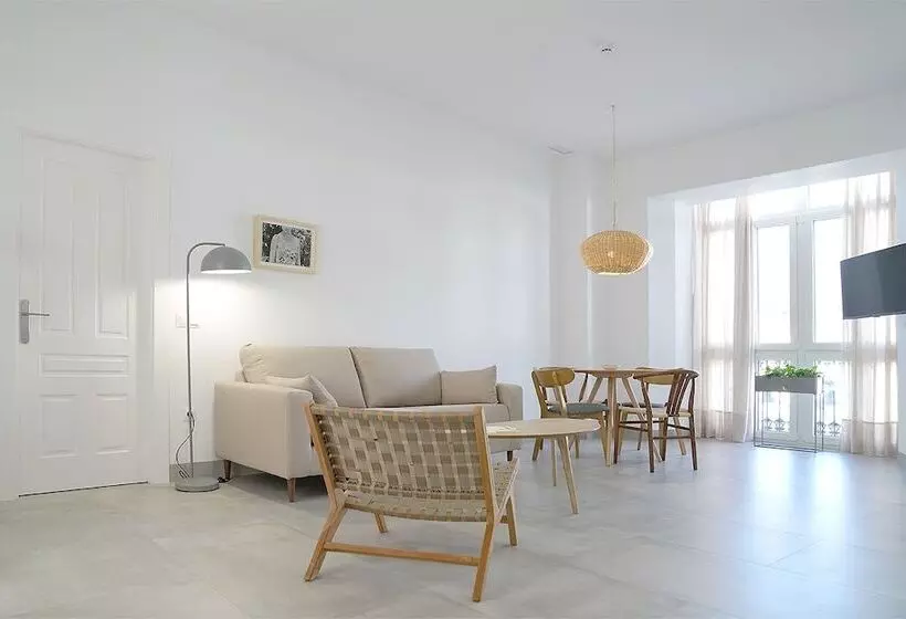 Casa De La Vega Suites