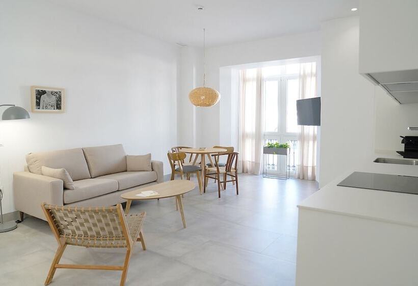 Casa De La Vega Suites