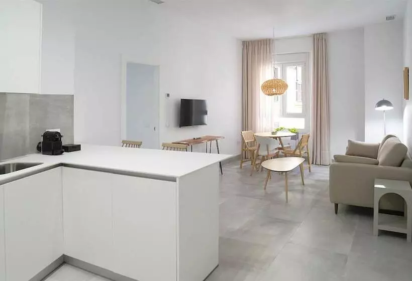 Casa De La Vega Suites