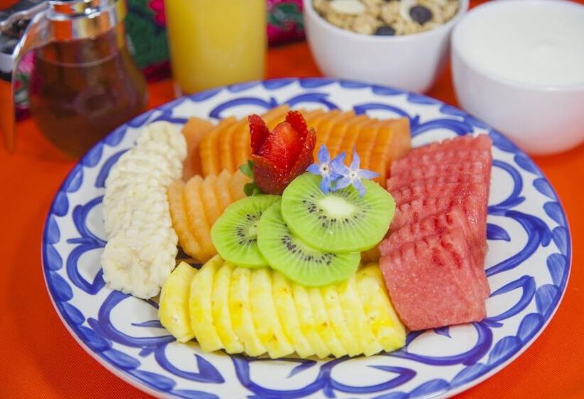 Отель Brisas 5a Av, Playa Del Carmen