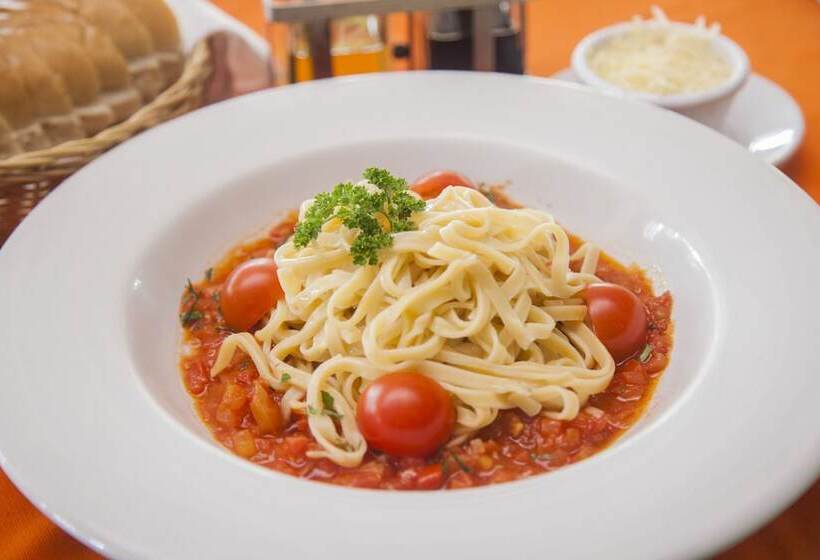 Отель Brisas 5a Av, Playa Del Carmen