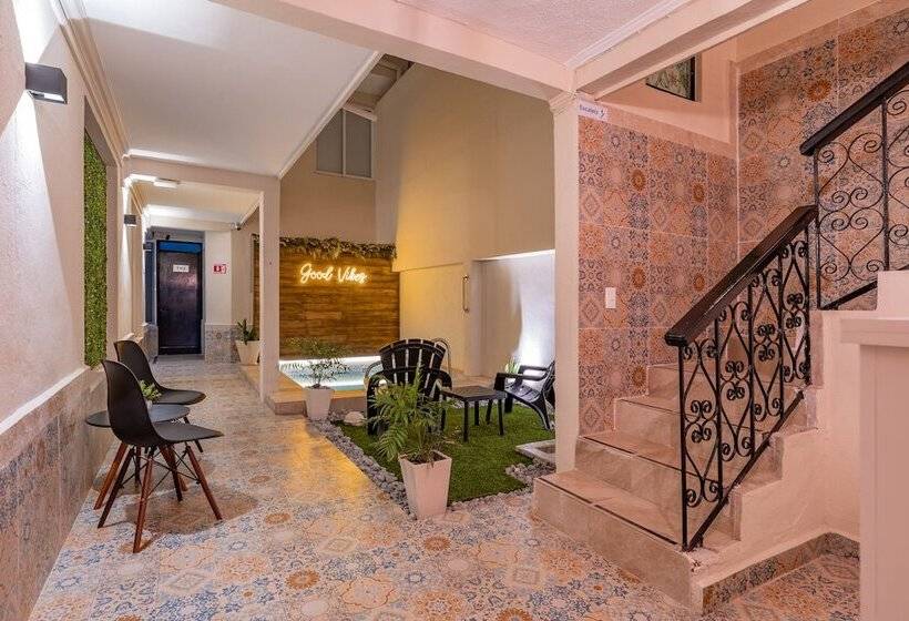 Отель Brisas 5a Av, Playa Del Carmen