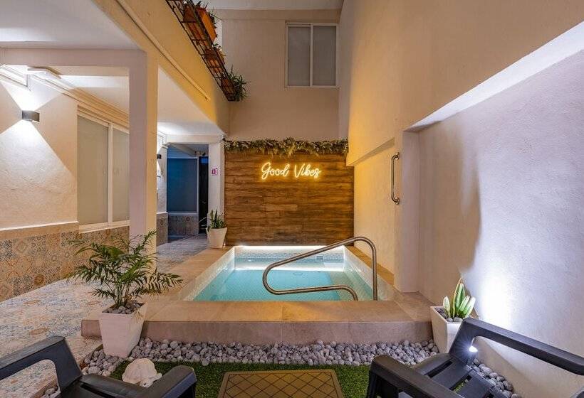 Отель Brisas 5a Av, Playa Del Carmen