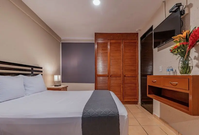 هتل Brisas 5a Av, Playa Del Carmen