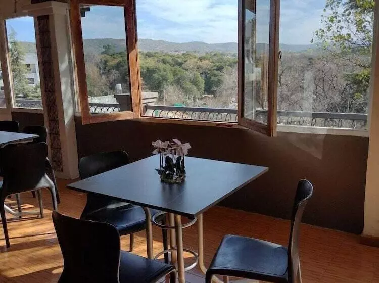 Hotelli Carod Espacio Serrano