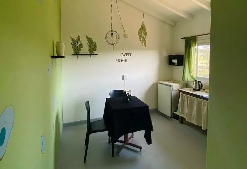 Hotelli Carod Espacio Serrano