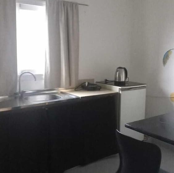 בית מלון כפרי Carod Espacio Serrano